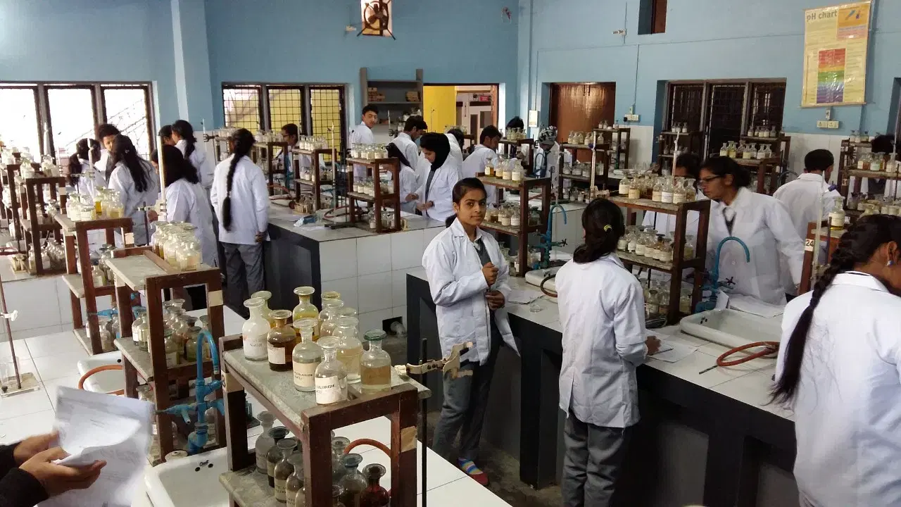 Uttaranchal College of Science & Technology Dehradun Campus photo 45